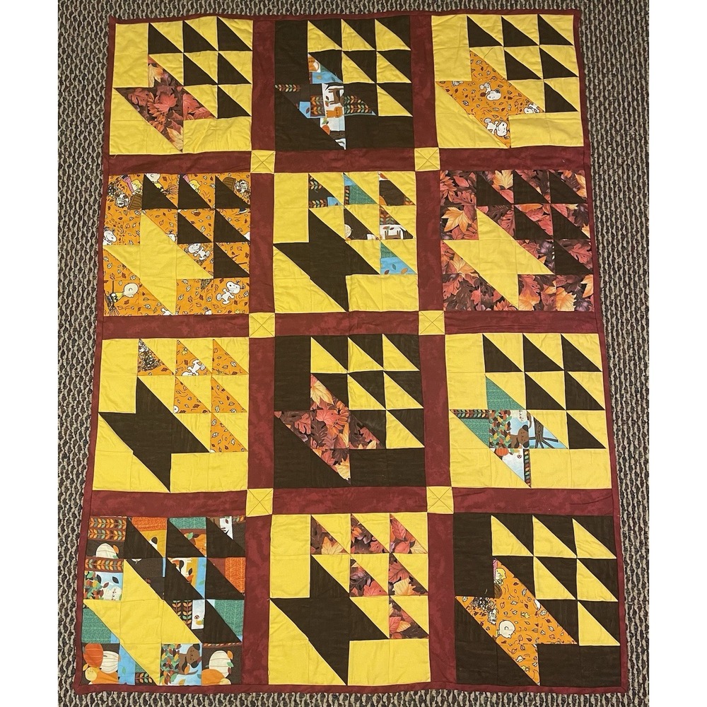 Handmade Bear Paw Quilt Blanket Quilted Autumn Fall Peanuts Snoopy 39" x 52.5"